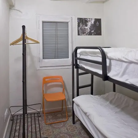 Flateli Jaume Fabra Barcelona